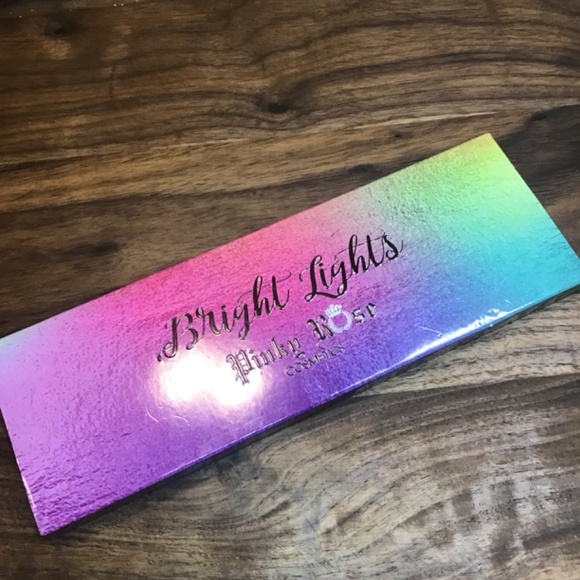 Pinky rose “bright lights” eyeshadow pallet, bnib - Picture 6 of 14
